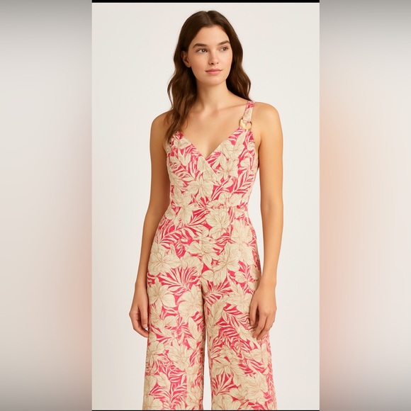 ☀️Charming Charlie Pant Romper☀️  NWT - Picture 1 of 13